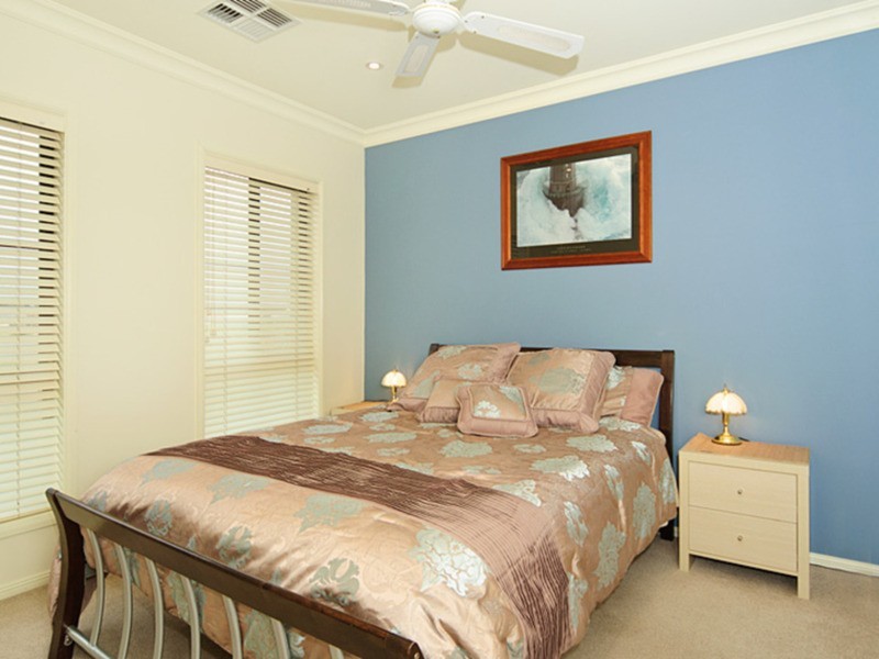 122 Excelsior Parade, Hindmarsh Island SA 5214