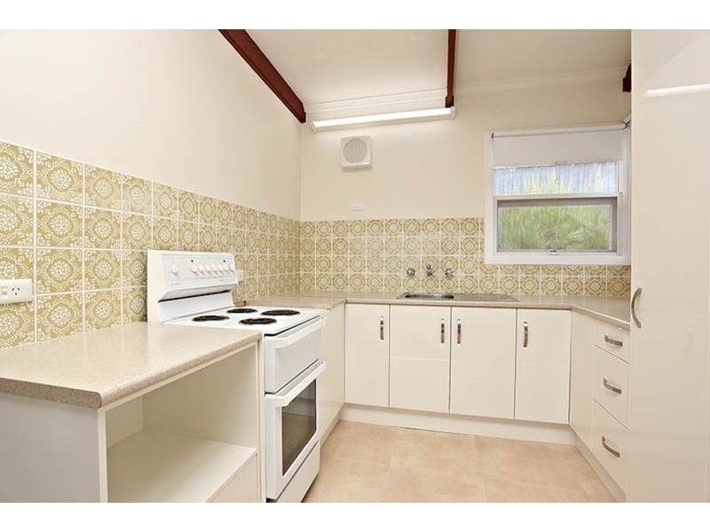 12 James Avenue, Victor Harbor SA 5211