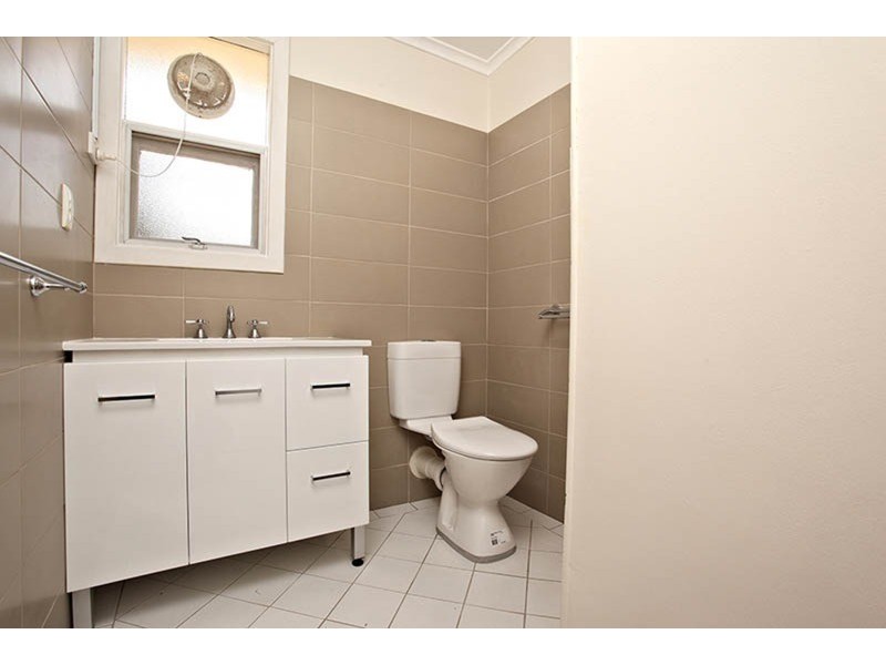 12 James Avenue, Victor Harbor SA 5211