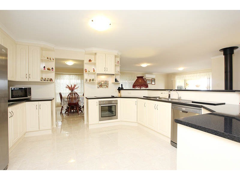 45 Greenhills  Road, Victor Harbor SA 5211