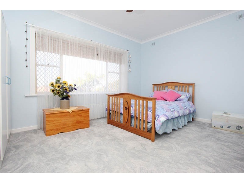 2 Antrim Street, Mccracken SA 5211