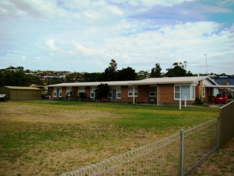 3/3 Whalers  Road, Encounter Bay SA 5211