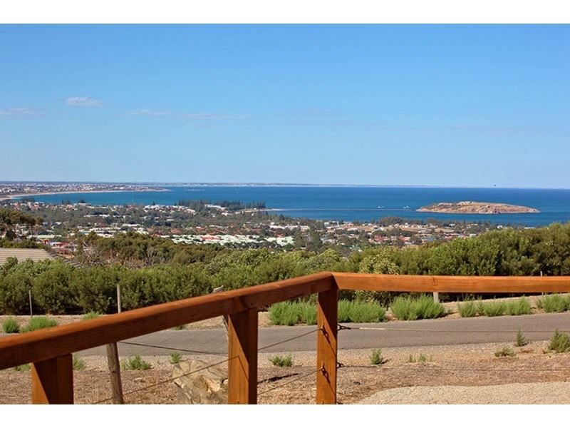 24 Tjilbruke Drive, Victor Harbor SA 5211