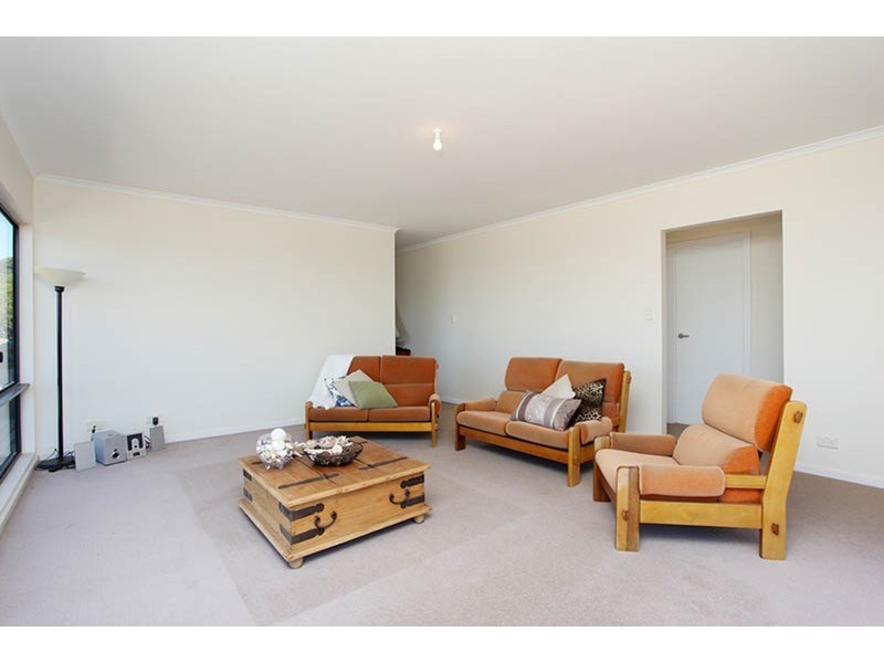 24 Tjilbruke Drive, Victor Harbor SA 5211