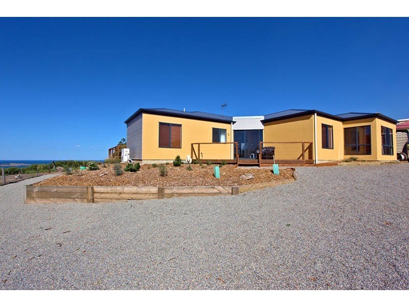 24 Tjilbruke Drive, Victor Harbor SA 5211
