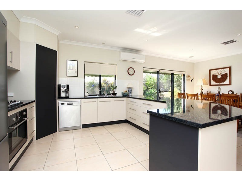 4 Missen Avenue, Hayborough SA 5211