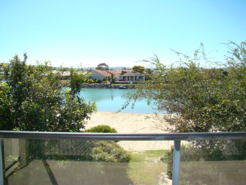 2a Islander  Drive, Encounter Bay SA 5211