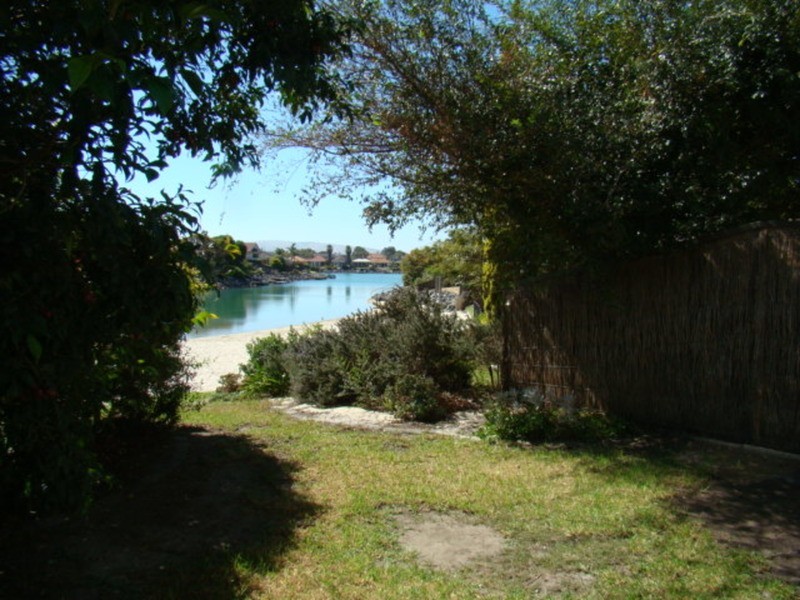 2a Islander  Drive, Encounter Bay SA 5211