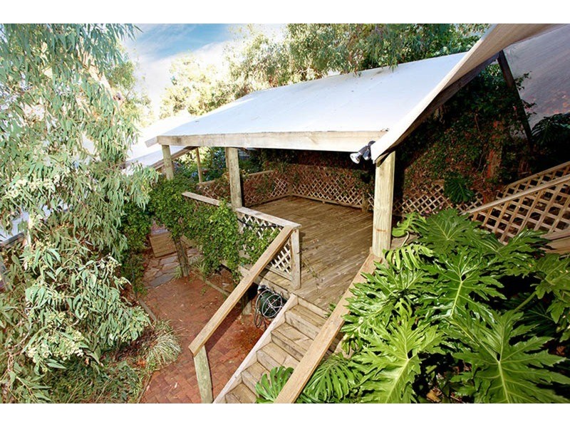 64 Warland Avenue, Victor Harbor SA 5211