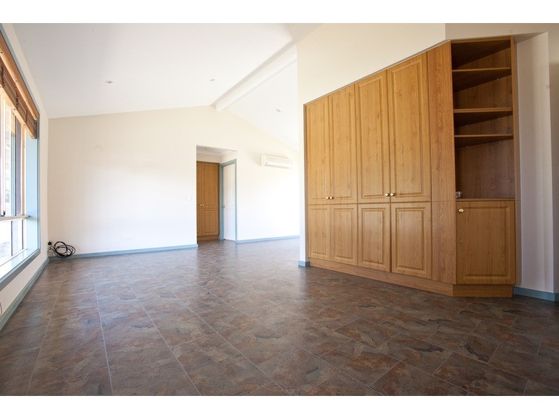 104 Cudmore Road, Mccracken SA 5211