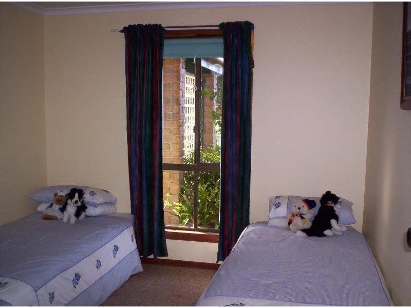 26 Hyde Avenue, Meningie SA 5264