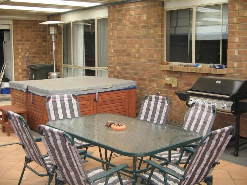 60 Tumbella Drive, Murray Bridge SA 5253