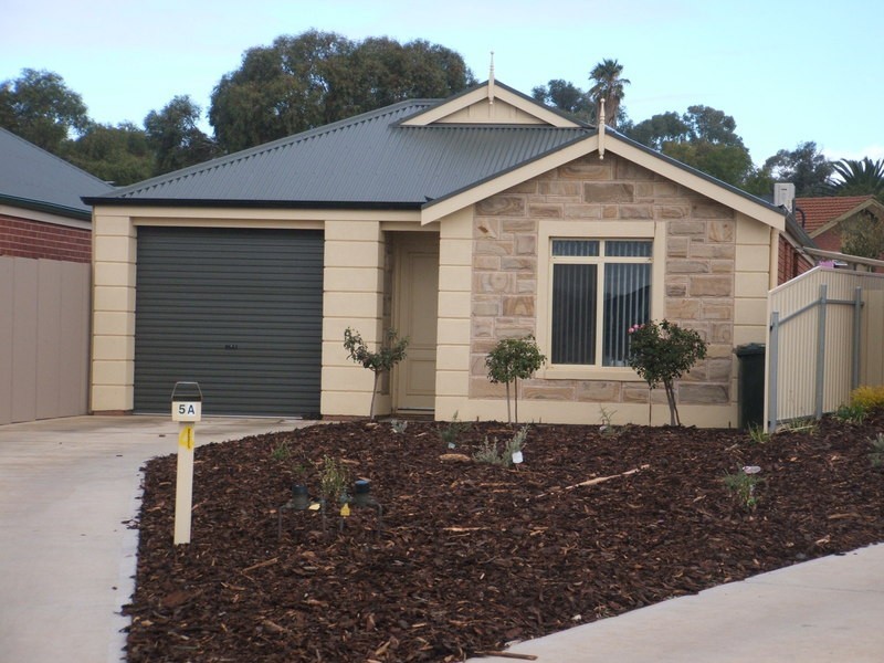 5a Henry Moss Court, Murray Bridge SA 5253