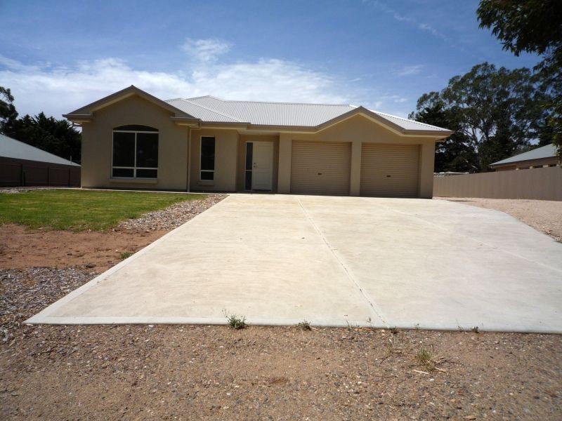 122 Tooma Drive, Murray Bridge SA 5253