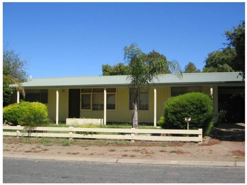 15 Rossiter Terrace, Murray Bridge SA 5253