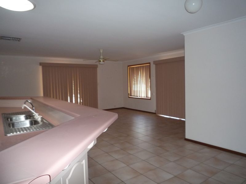 21 Carsten Drive, Murray Bridge SA 5253