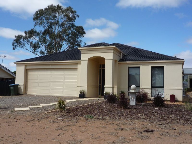 14 Illman Avenue, Murray Bridge SA 5253