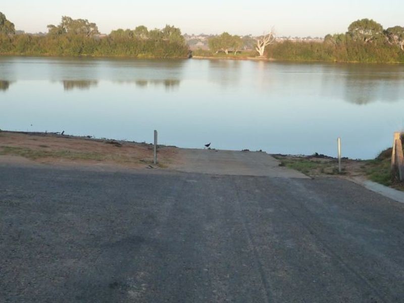 11 Queen Louisa Drive, Murray Bridge SA 5253