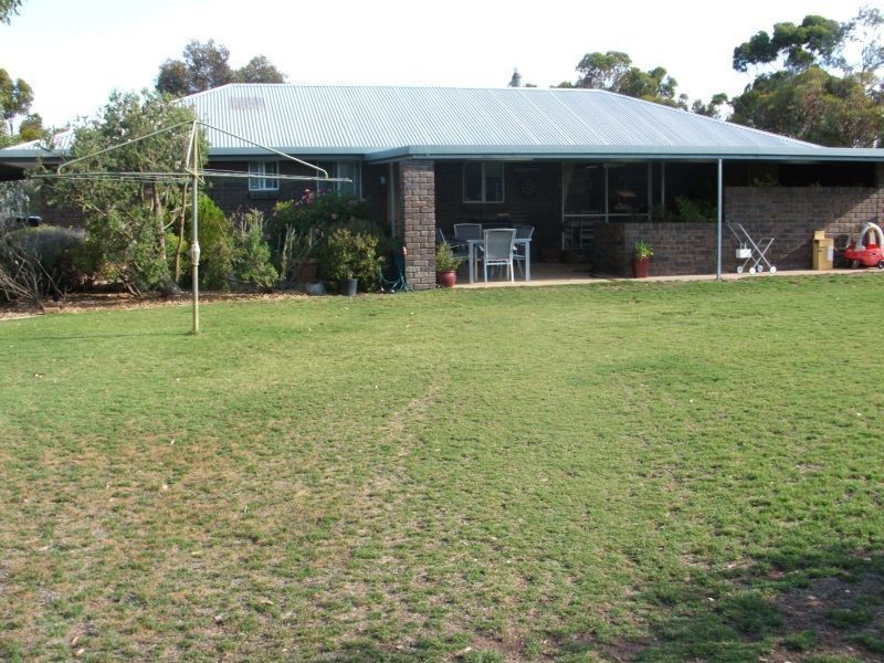 83 Martin Road, Murray Bridge SA 5253