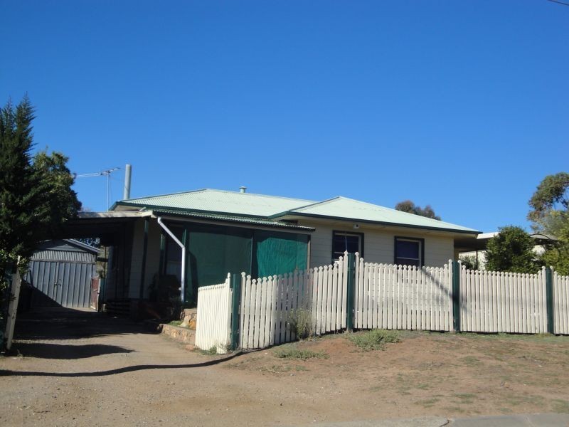 8 Cedar Avenue, Murray Bridge SA 5253