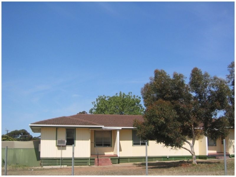 56 & 58 Gail Crescent, Murray Bridge SA 5253