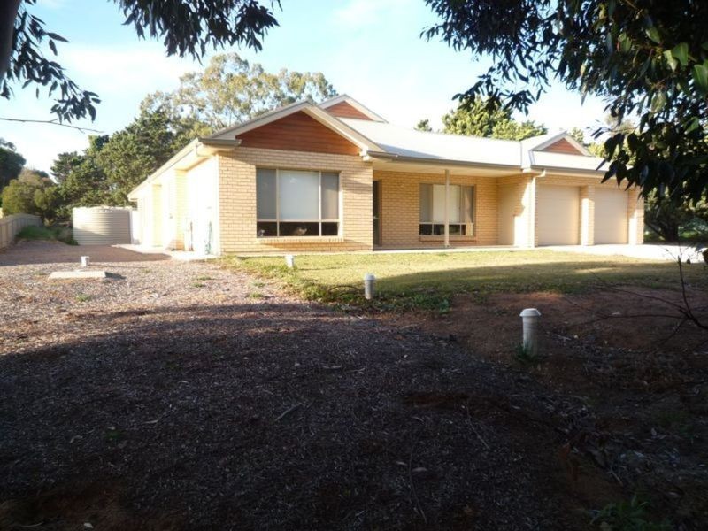 123 Tooma Drive, Murray Bridge East SA 5253