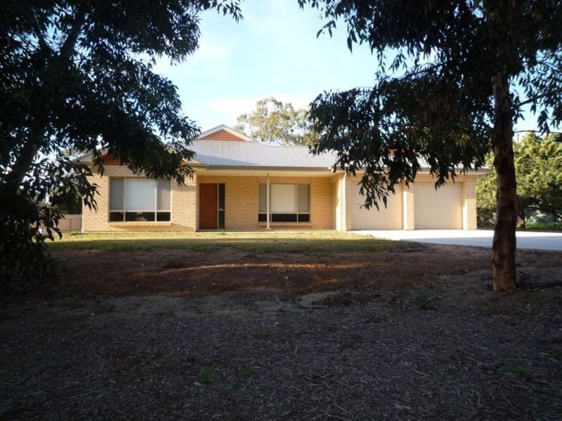 123 Tooma Drive, Murray Bridge East SA 5253