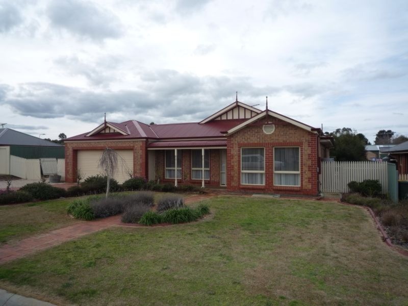 8 Strathcona Glen, Strathalbyn SA 5255