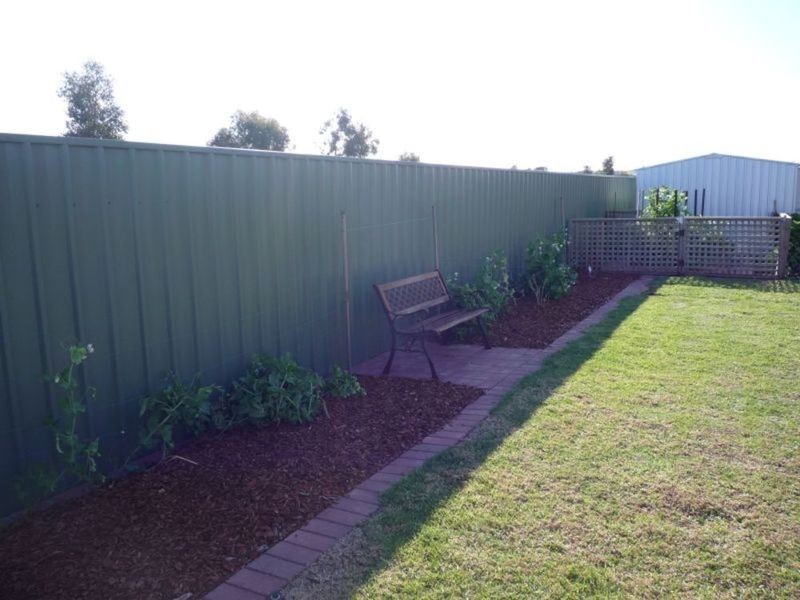 12 Strathoak Crescent, Strathalbyn SA 5255