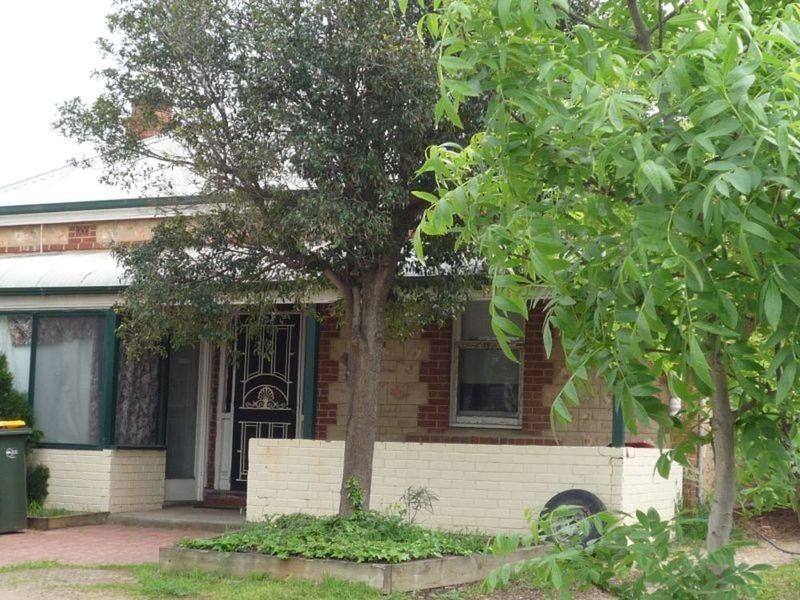 95 Adelaide Road, Murray Bridge SA 5253