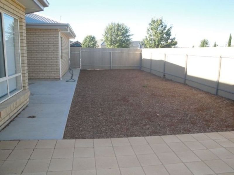 19 Albert Place, Murray Bridge SA 5253