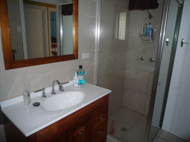 10 Albert Road, Meningie SA 5264