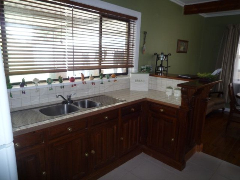 10 Albert Road, Meningie SA 5264