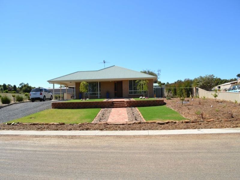 43 Torrens Road, Murray Bridge SA 5253
