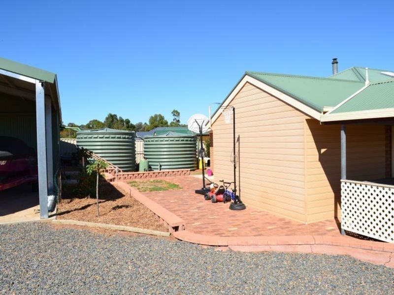 43 Torrens Road, Murray Bridge SA 5253