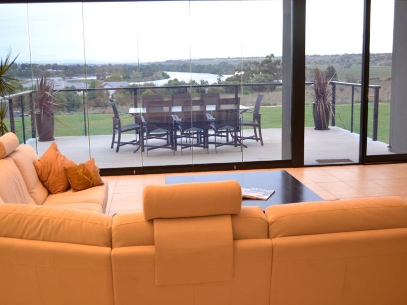12 Queen Louisa Drive, Murray Bridge SA 5253