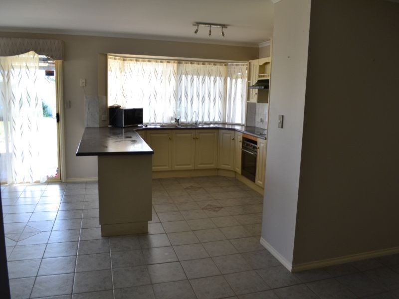 148 Sir John Cowan Avenue, Murray Bridge SA 5253