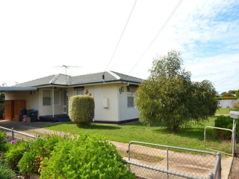 6 Whitehead Avenue, Murray Bridge SA 5253