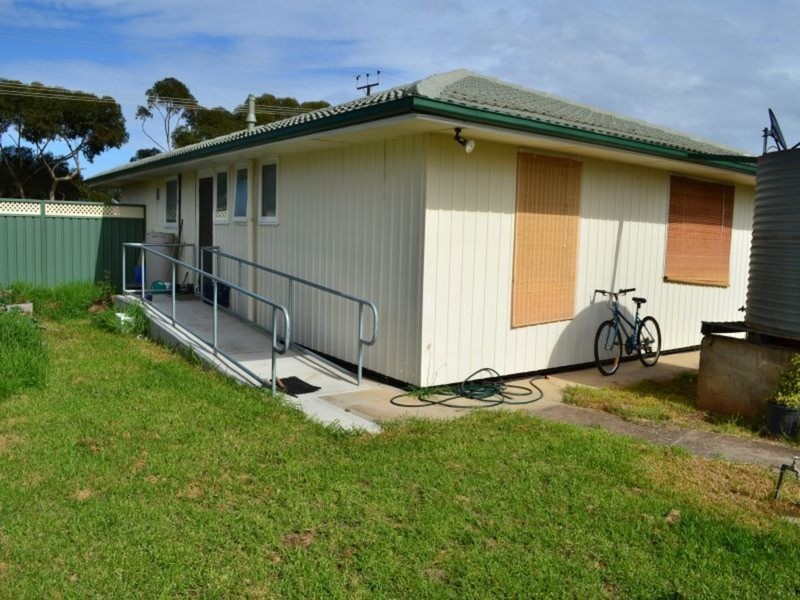 6 Whitehead Avenue, Murray Bridge SA 5253