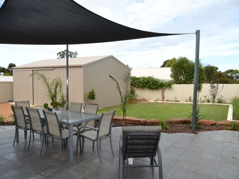 6 Day Court, Murray Bridge SA 5253