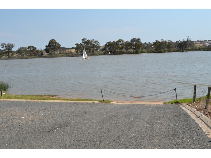 Lot 2 Queen Louisa  Drive, Murray Bridge SA 5253
