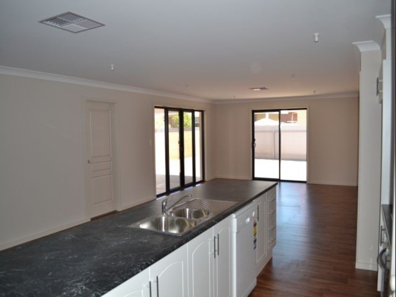20 Albert  Place, Murray Bridge SA 5253