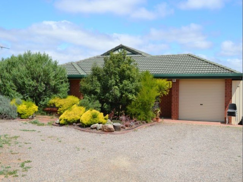 148 Sir John Cowan Avenue, Murray Bridge SA 5253