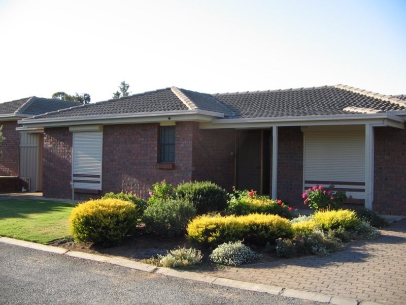 27 Clara Street, Murray Bridge SA 5253