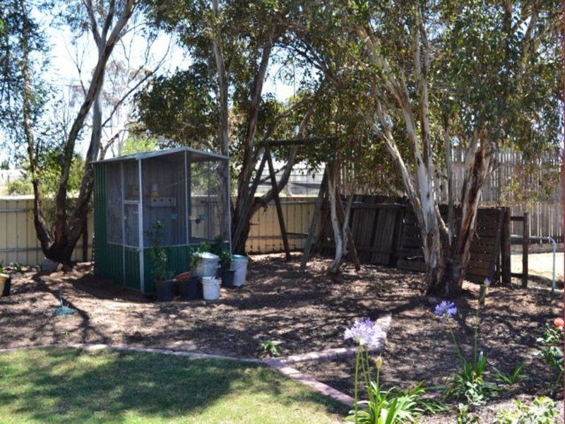 32 Sir John Cowan Avenue, Murray Bridge SA 5253