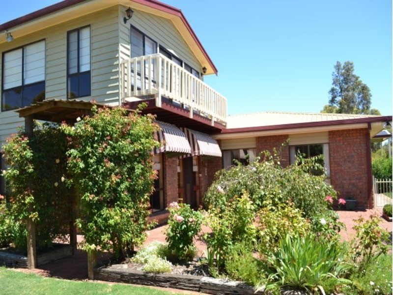 150 Maurice Road, Murray Bridge SA 5253