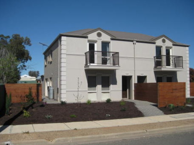 77 & 79 Maurice  Road, Murray Bridge SA 5253