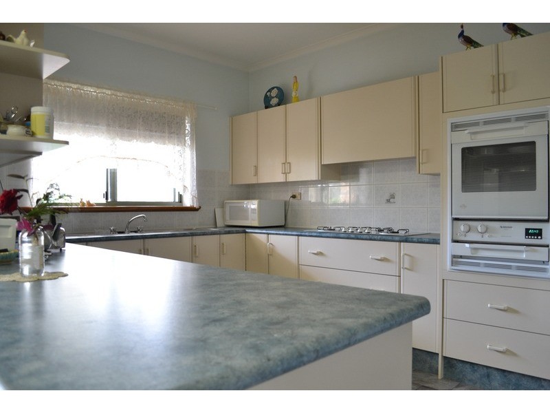 27-29 Peake  Terrace, Coonalpyn SA 5265