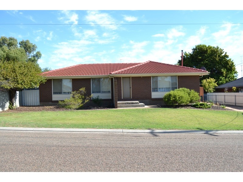 305 Adelaide  Road, Murray Bridge SA 5253