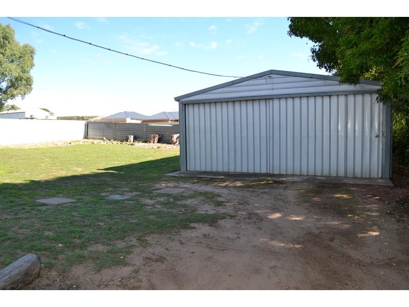 305 Adelaide  Road, Murray Bridge SA 5253